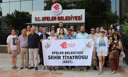 Efeler’in sanat yüzlerine ödül