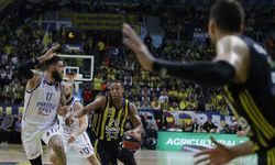 Euroleague’de Türk derbisini Fenerbahçe kazandı