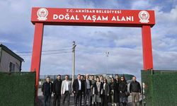 Komisyon üyeleri sokak hayvanları için Akhisar’da toplandı