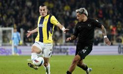 Trendyol Süper Lig: Fenerbahçe: 2 - Atakaş Hatayspor: 1 (İlk yarı)