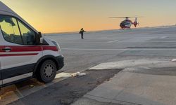 Yanık tedavisi gören 3 yaşındaki çocuk ambulans helikopterle Van’a getirildi