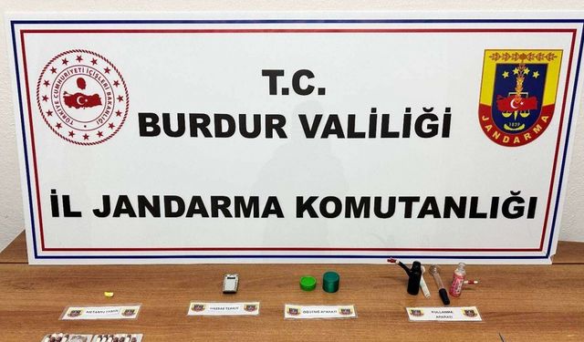 Burdur’da jandarmanın 18 günlük operasyonlarında yakalanan 5 şüpheli tutuklandı