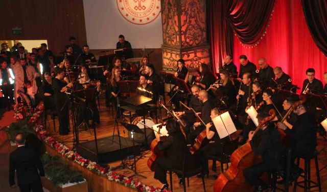 Anadolu Opera ve Bale Festivali kapsamında Şırnak’ta "Şehr-i Nuh" konseri düzenlendi