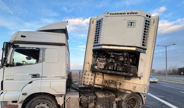 Babaeski’de direksiyonda kalp krizi geçiren tır şoförü öldü