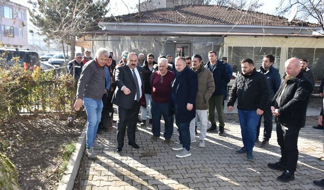 Başkan Hamamcı mahalle sakinleriyle bir araya geldi