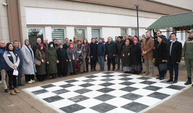 Bozüyük’te danışanlar fidan dikti