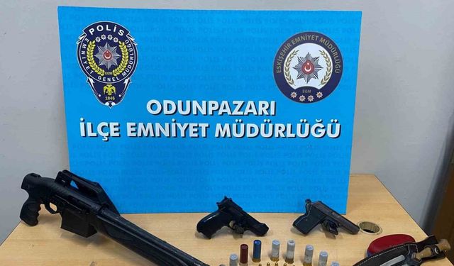 Denetim yapan polislere uzun namlulu tüfekle karşılık veren şahsın da aralarında  bulunduğu 7 şüpheli yakalandı