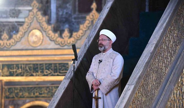 Diyanet İşleri Başkanı Erbaş, Ayasofya Camii’nde hutbe okudu: "İçki kötülüklerin anasıdır"