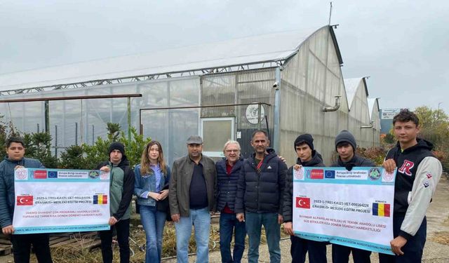 Ödemiş’in liseli gençleri Türkiye’yi Romanya’da temsil etti