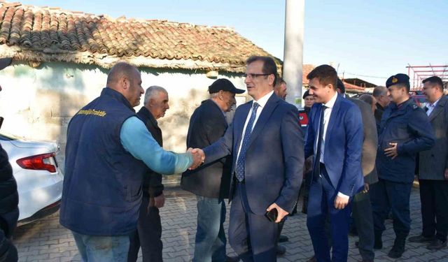 Salihli Kaymakamı Güldoğan, 3 mahallede talepleri dinledi