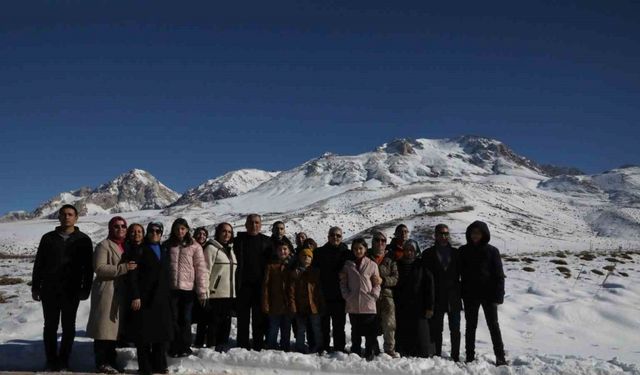 Şehit aileleri için Aladağlar’da yürüyüş