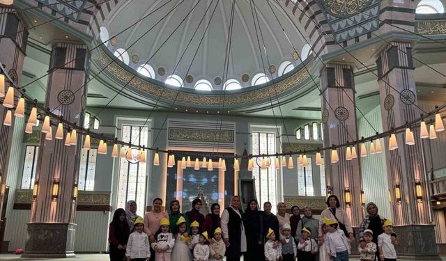 Sincanlı miniklerden Millet Camii’ne ziyaret