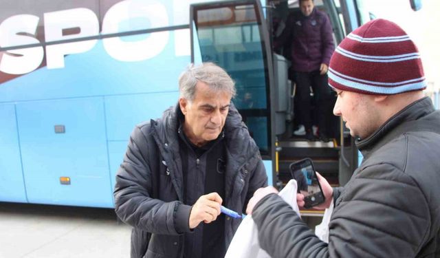 Trabzonspor, Galatasaray maçı için İstanbul’a gitti