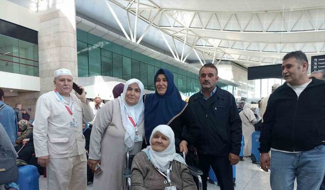 Ankara’dan ilk hac kafilesi dualarla uğurlandı