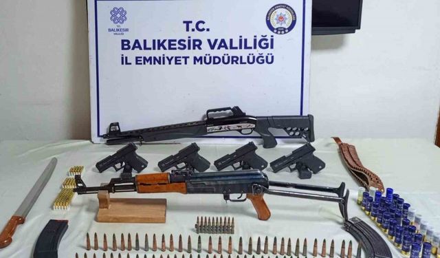 Bandırma’da operasyonda kalaşnikof ele geçirildi