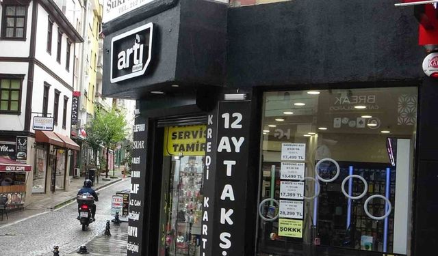 Cep telefonu aksesuarı satışından milyon dolarlık ihalelere giden yolculuk