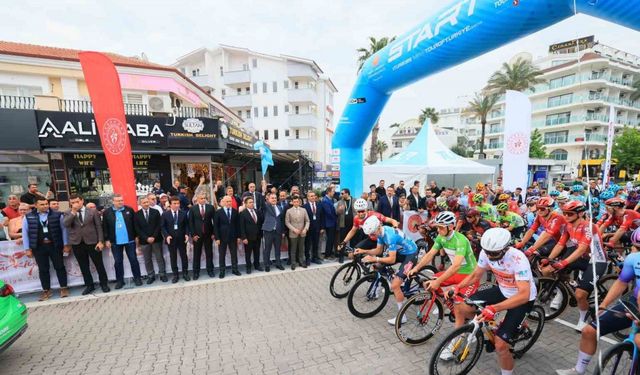 Cumhurbaşkanlığı Bisiklet turunun Marmaris-Kıran parkurunun startı verildi