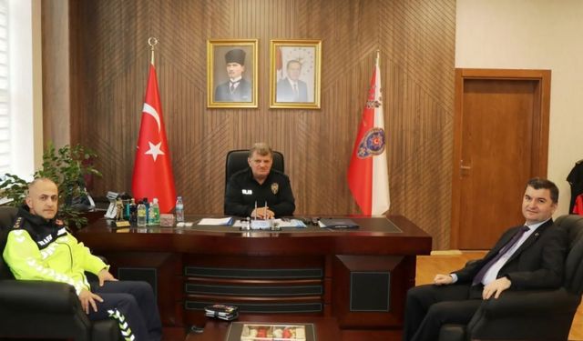 Daire Başkanı Tolga Çemrek, Müdür Uzman ile bir araya geldi
