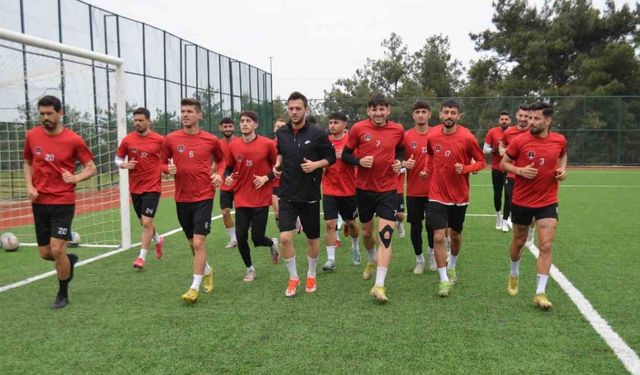 Denizli İdmanyurdu, şampiyonluk için gün sayıyor
