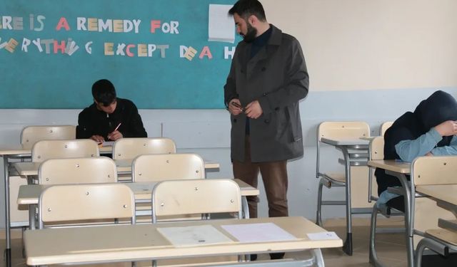 Diyadin’de umre ödüllü bilgi yarışması düzenlendi