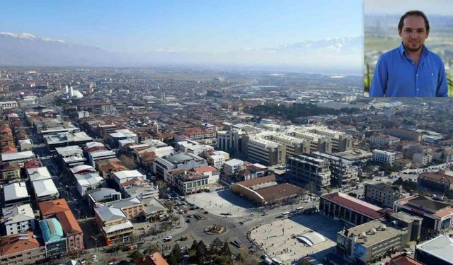 Doç. Dr. Bayrak: "Bir an önce deprem master planı hazırlanmalı"