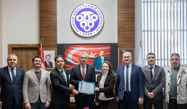 Eğitim Fakültesi tüm anabilim dallarıyla akreditasyonunu tamamladı