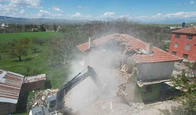 Elazığ’da ‘Çöken Binalara İlk Müdahale’ eğitimi