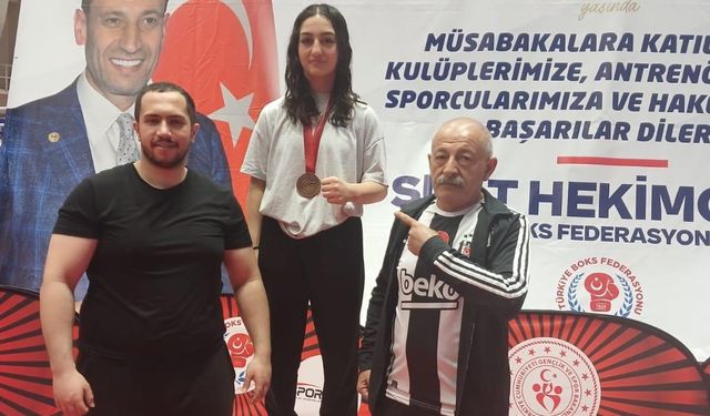 Erzincanlı sporcu Türkiye Boks Şampiyonası’nda Türkiye üçüncüsü oldu