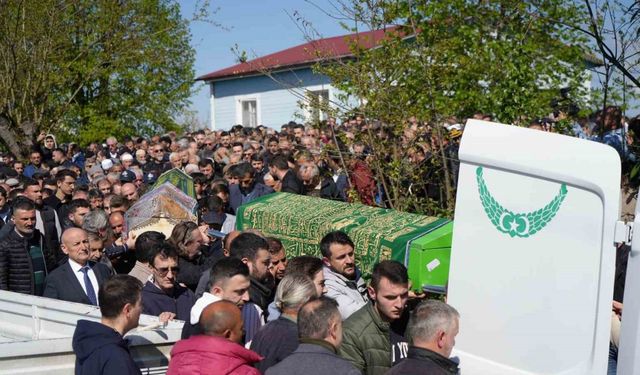 Heyelan faciasında ölen baba ile iki çocuğuna gözyaşı