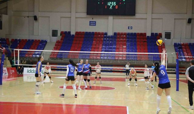 İşitme Engelliler Voleybol Türkiye Şampiyonası, Karabük’te başladı