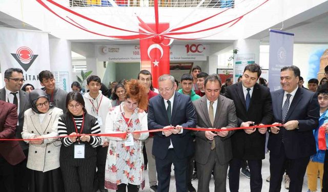 Kars’ta "En Özel Teknoloji Engelsiz STEAM Eğitimi" lansmanı gerçekleştirildi