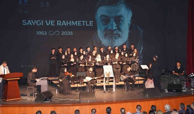 Öğretmenler korosu Kahtalı Mıçe’yi anma gecesi düzenledi