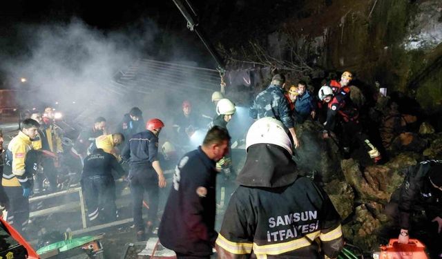 Samsun’da heyelan: Akaryakıt istasyonunda arama-kurtarma çalışması başlatıldı