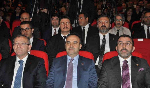 "Tarihi Kimliğiyle Kars Kenti Projesi"nin açılışını Bakan Mehmet Fatih Kacır yaptı
