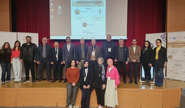 "Tarihi Mirasın İzinde: Teorik ve Uygulamalı Tarih Araştırmaları" paneli gerçekleştirildi