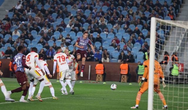 Ziraat Türkiye Kupası: Trabzonspor: 0 - Göztepe: 0 (İlk yarı)