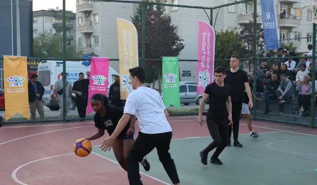 Bursa'da 'sokak basketbolu' heyecanı