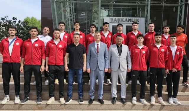 Gölcüklü voleybolcuların hedefi Türkiye Şampiyonası
