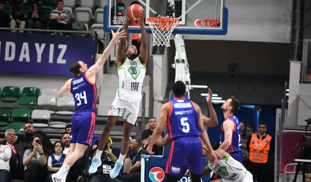 TOFAŞ, potada çeyrek finalde galibiyet bekliyor