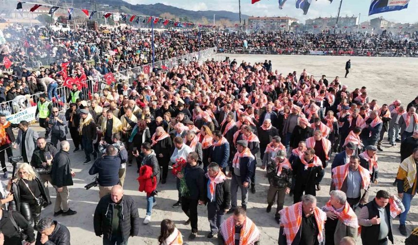 Başkan Çerçioğlu’na güreşseverlerden yoğun ilgi