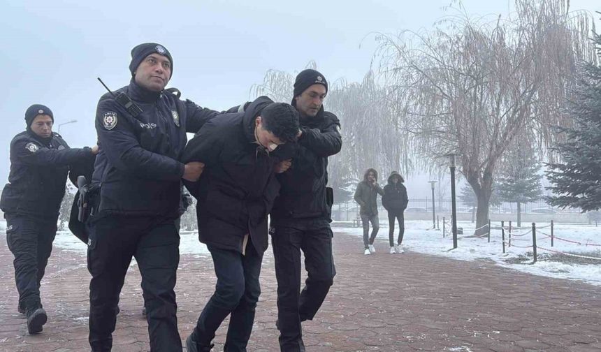 Dünürler mahkemelik oldu, adliyede yumruklar havada uçuştu