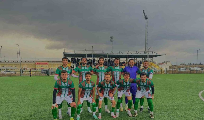 Yaygınspor namağlup lider olarak play-off’lara yükseldi