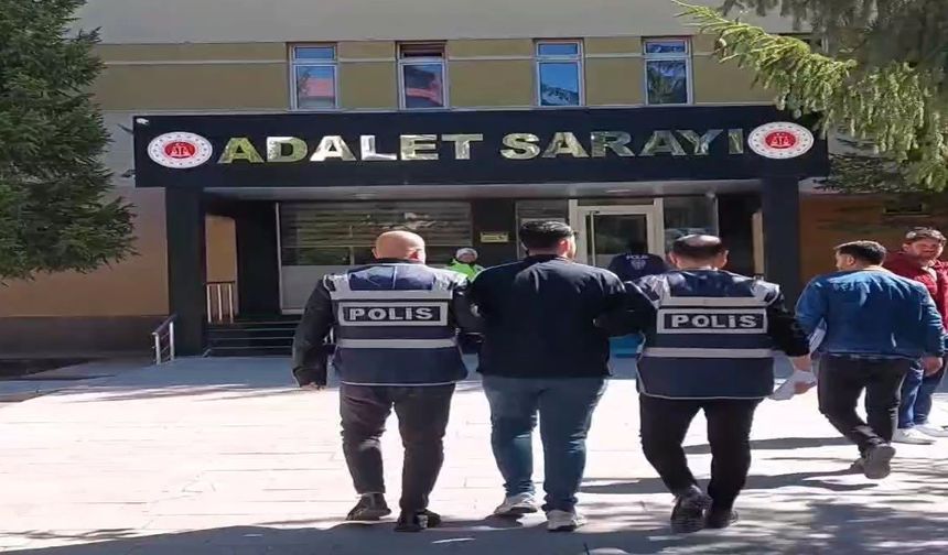 11 vatandaşı sahte ilanla dolandıran şüphelileri dolandırılan vatandaşın şikâyeti ele verdi
