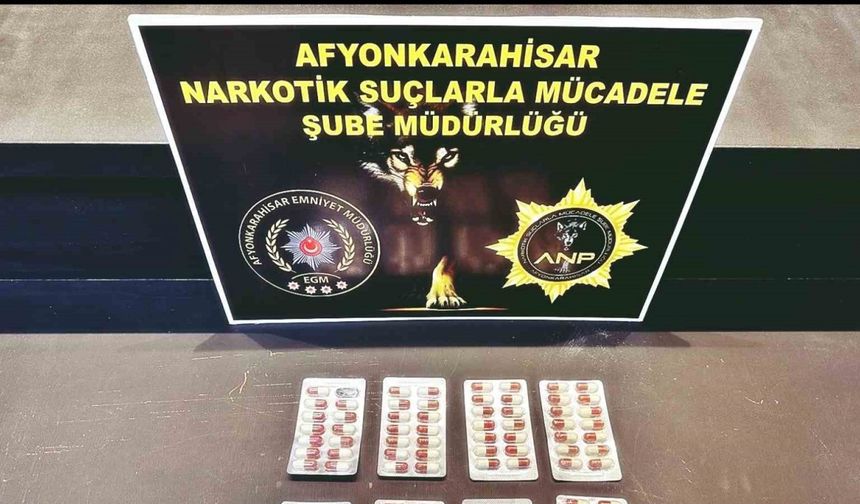 Polis 950 adet uyuşturucu hap ele geçirdi