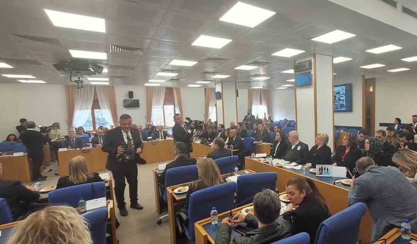 TBMM Kartalkaya’daki Otel Yangınını Araştırma Komisyonu, aileleri dinledi