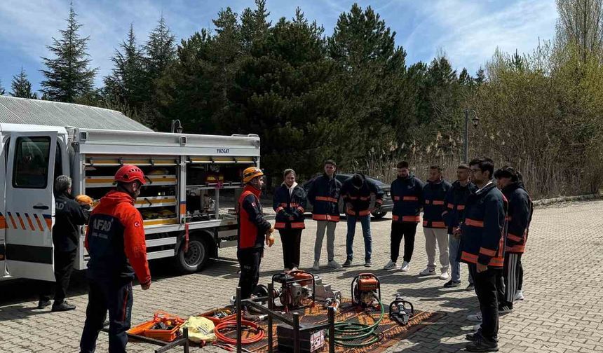 Yozgat’ta uygulamalı arama-kurtarma eğitimi