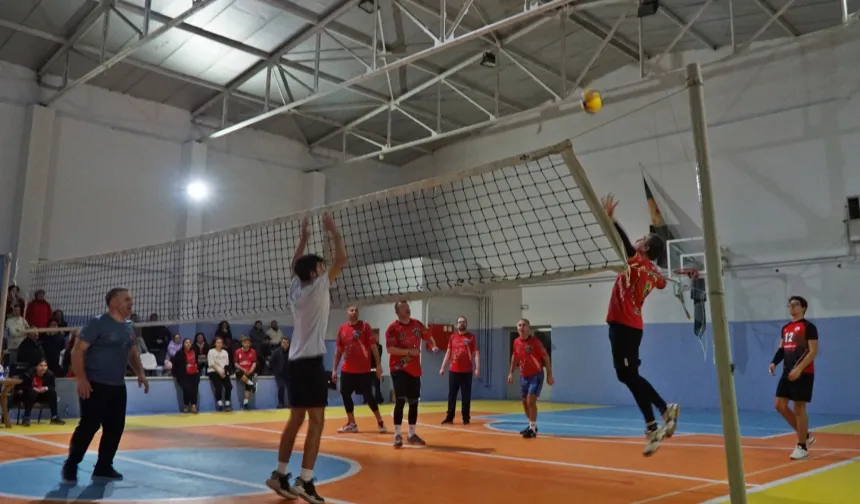 Keşan DOÇEK, Edirne Voleybol Turnuvası’nda parkeye çıkıyor